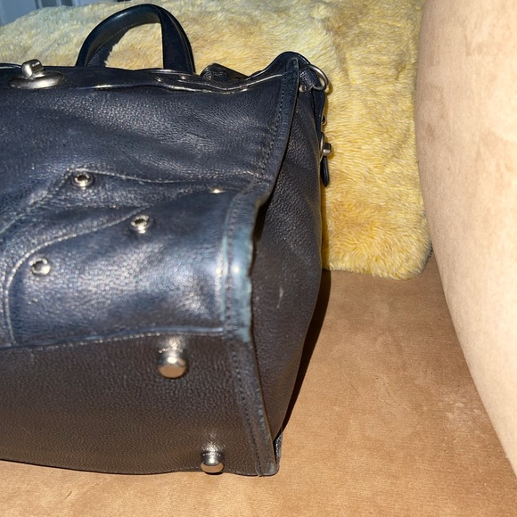 COPY - Coach - Picture 6 of 8